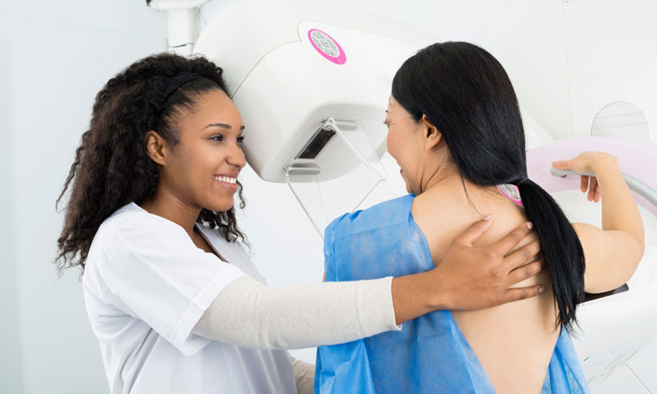 Women getting her mammogram